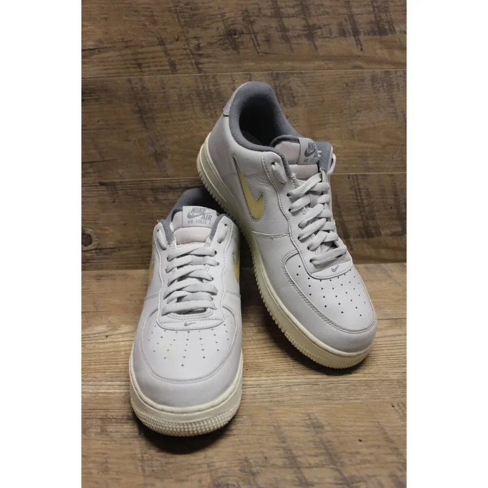 Nike Air Force 1 '07 LX men's‎ bone grey vanilla low top lace up sneakers 10.5